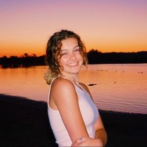 Meet your Posher, Madeleine